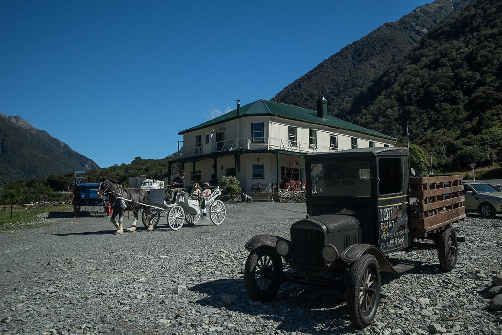 Otira Stagecoach Hotel Exterior foto